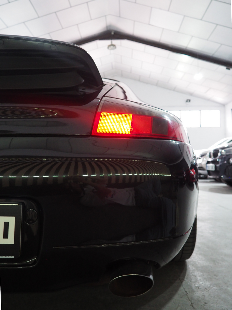 Porsche 911 996.1 Carrera 4