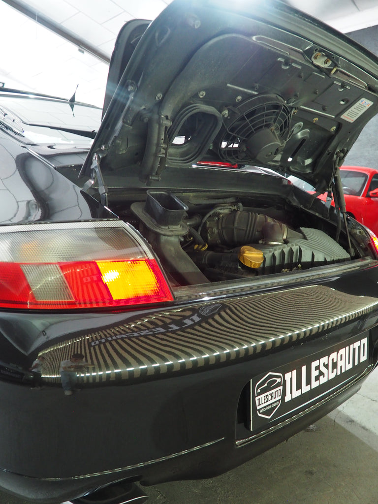 Porsche 911 996.1 Carrera 4