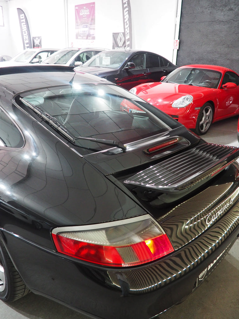 Porsche 911 996.1 Carrera 4