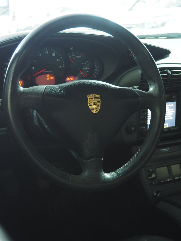 Porsche 911 996.1 Carrera 4