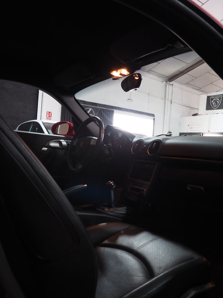 Porsche Cayman 2.7 Desing Edition 1